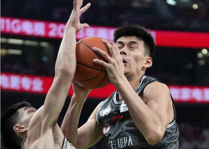 呆哥高端小蛮腰瑜伽老师